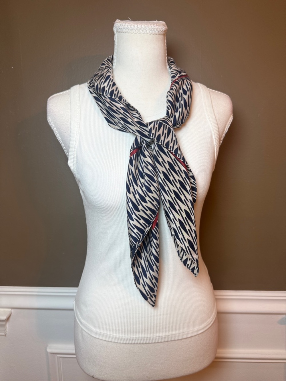 Jones New York Silk Scarf 30” Square Navy Red Geometric